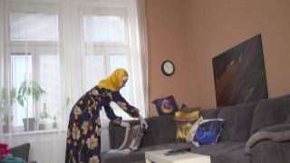 She is too lazy Muslim cleaning woman