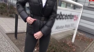 aische pervers Hartz4 Bitch Am Jobcenter Gefickt