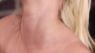 Sexy bombshell gets cum load on her face swallowing all